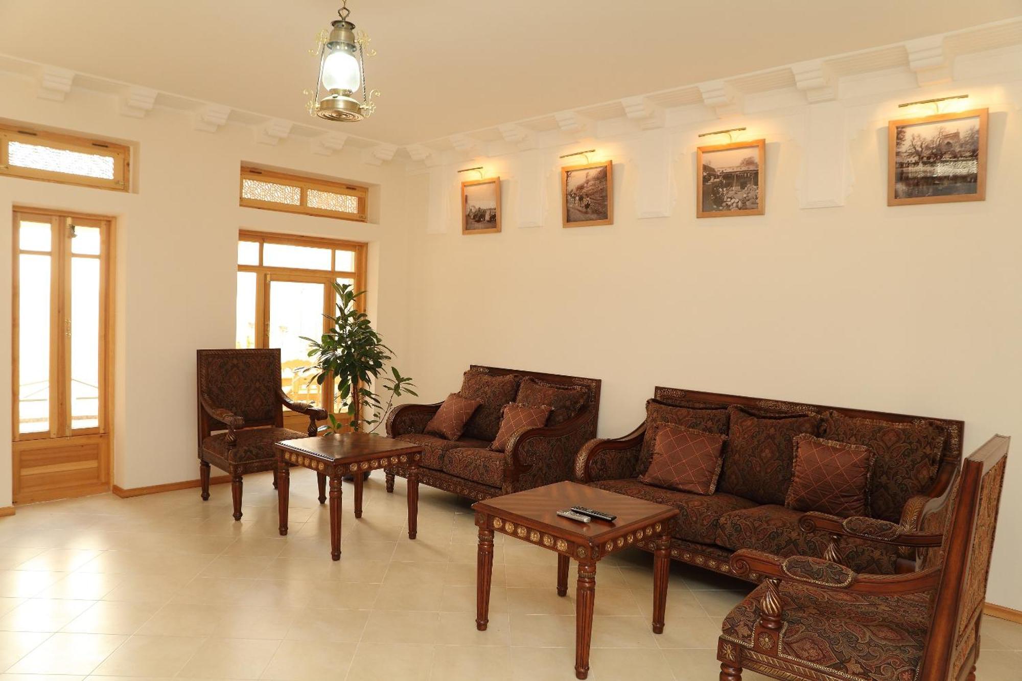 Hotel Asl Bukhara Esterno foto
